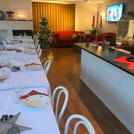 Bed & Breakfast Forde Pensjonat 3*