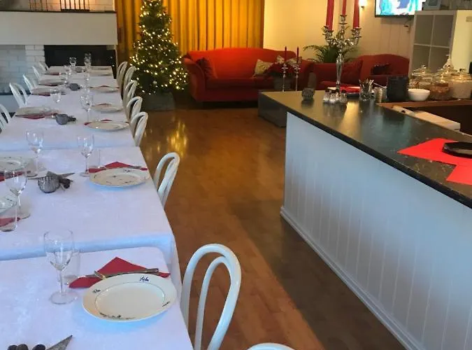 Bed & Breakfast Forde Pensjonat 3*